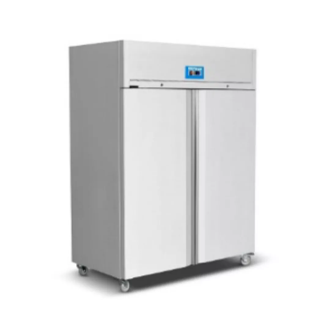 Hinged door refrigerator