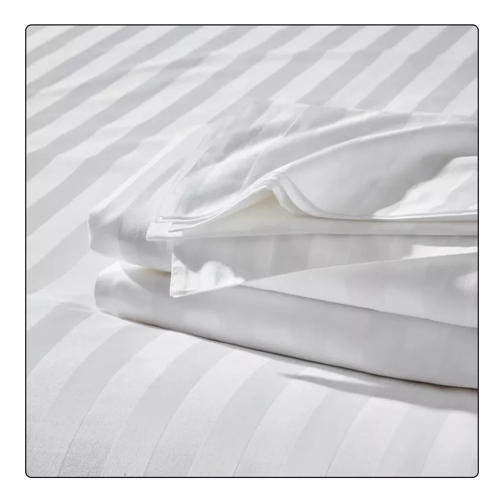 Hotel quilt set for two persons, 8 pieces